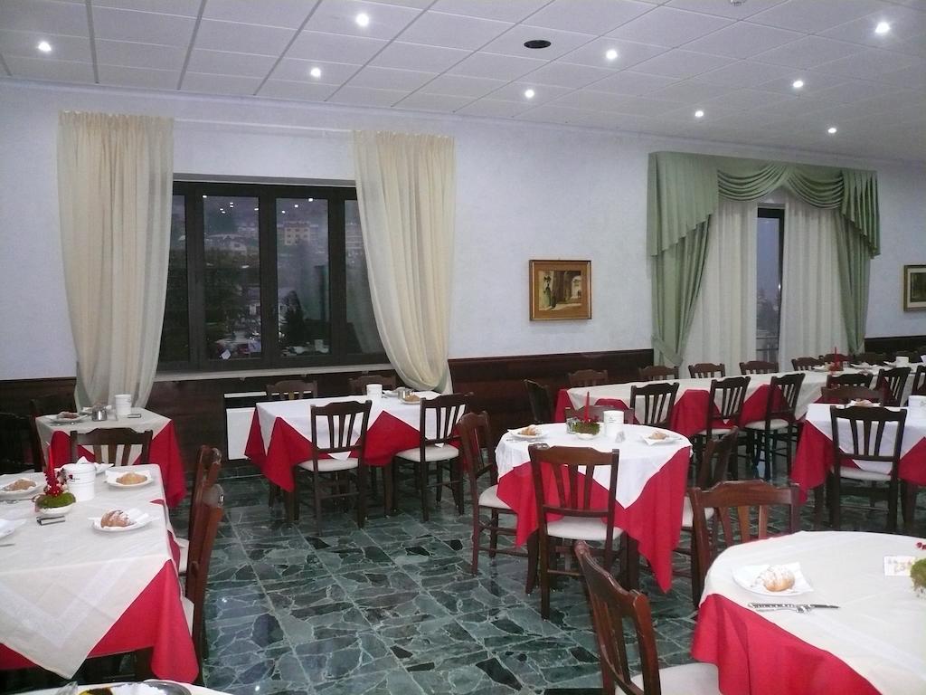 Albergo Belvedere Scanno Bagian luar foto